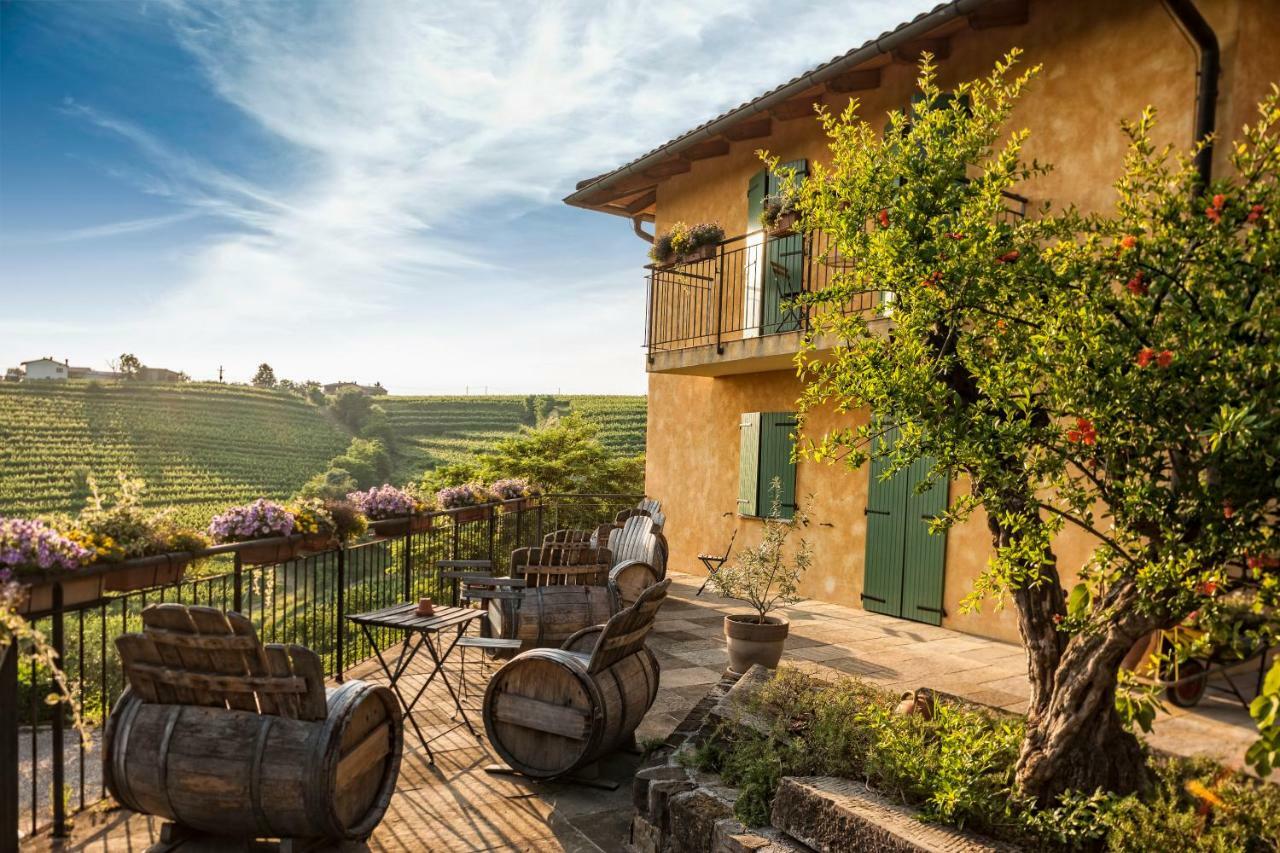 Отель Kabaj Wine & Dine Доброво Экстерьер фото